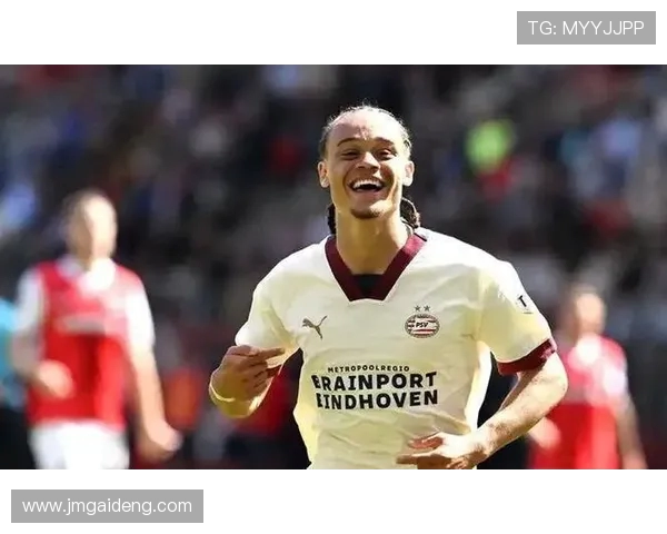 哈维西蒙斯对阵阿森纳失误频繁单场被断球创英超新纪录